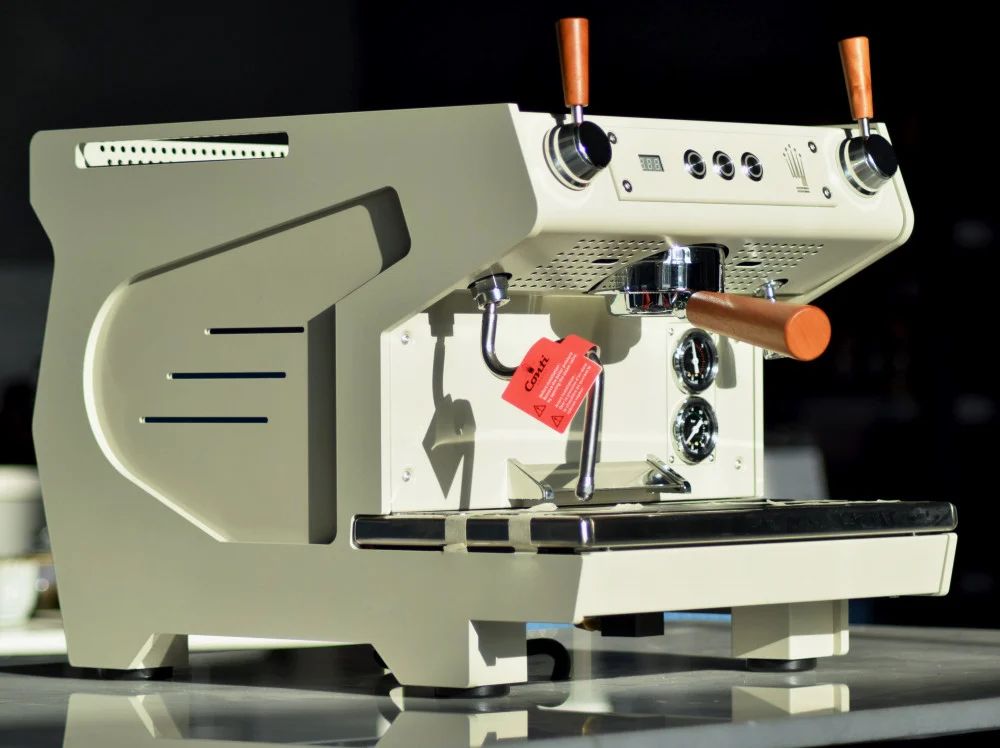 مكينة قهوة CONTI ACE 1G أبيض كريمي