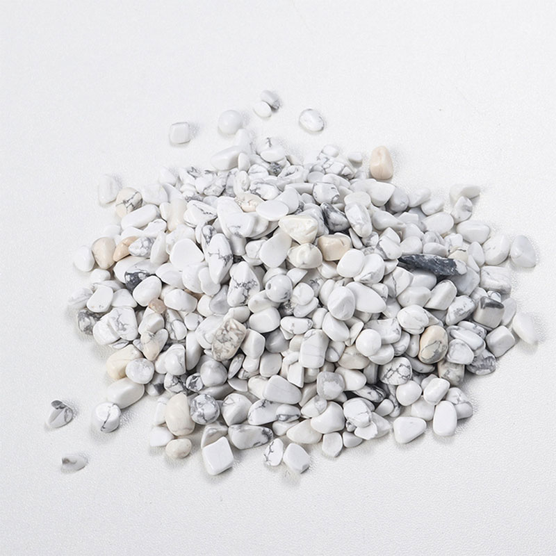 Polished natural stones White turquoise 5-7mm 100g