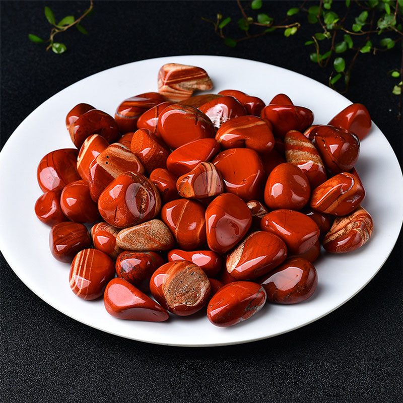 احجار يشب طبيعية مصقولة 100 جرام 3-5 احجار مقاس 2-3سم
