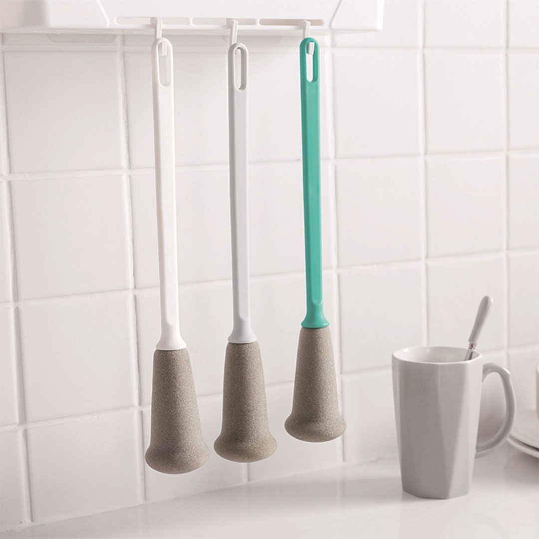Set of three cleaning brushes